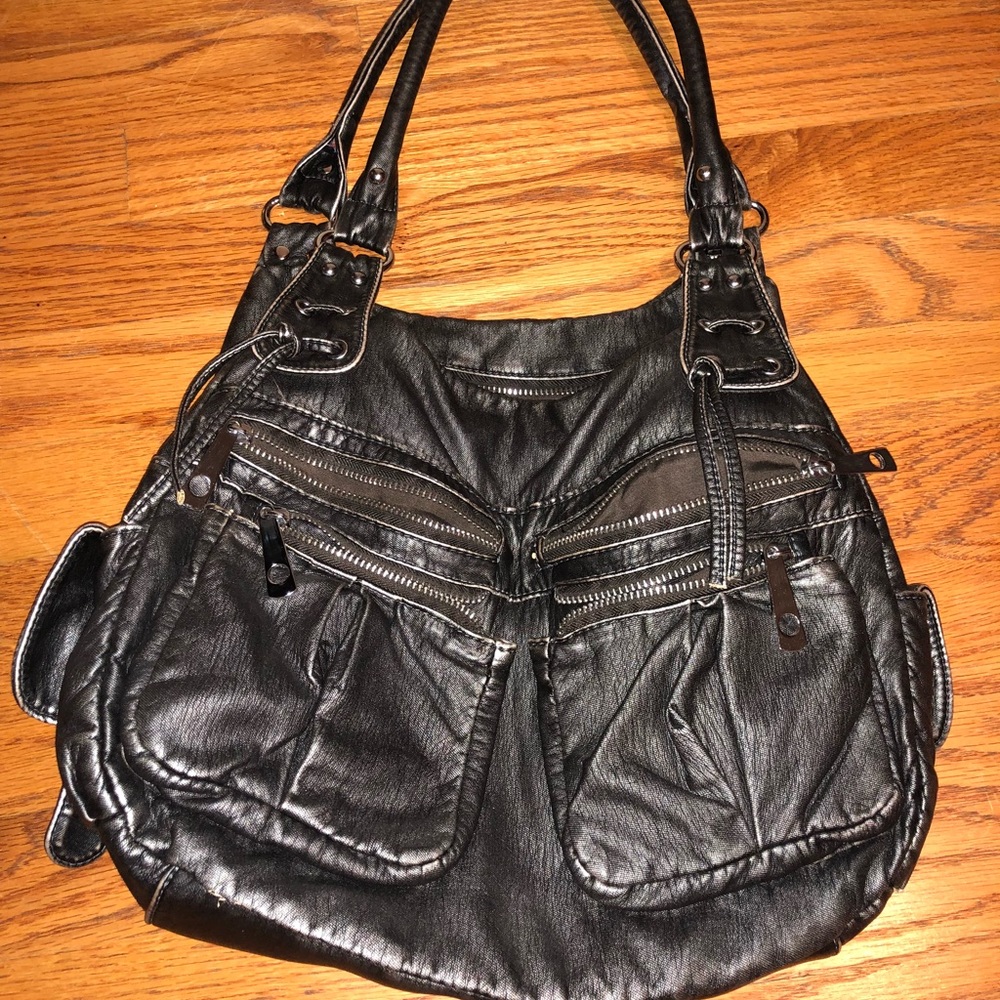 Grey shoulder purse